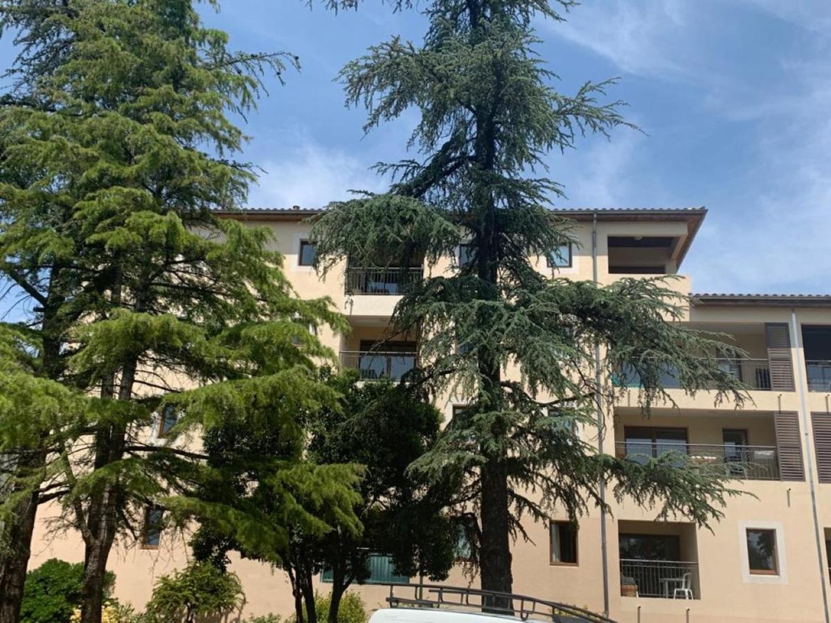 Appartement Dans Residence Avec Piscine Et Parking Uzès Exterior foto